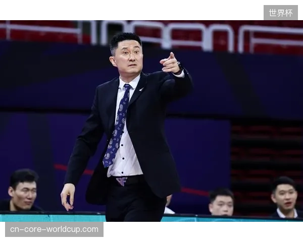 江苏队整个赛季受困于低效的阵地战进攻，外线投射真实命中率不足是主因